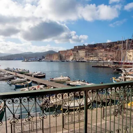 Apartment Il Veliero Vista Darsena Portoferraio