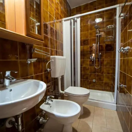 Il Veliero Vista Darsena Portoferraio